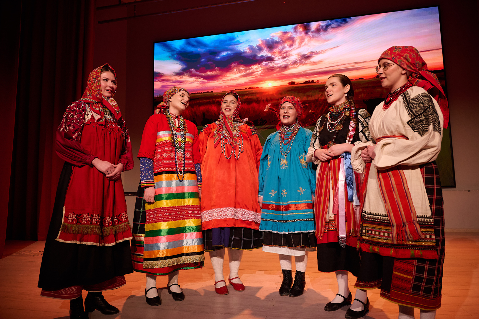 Folk ensemble «Elan»
