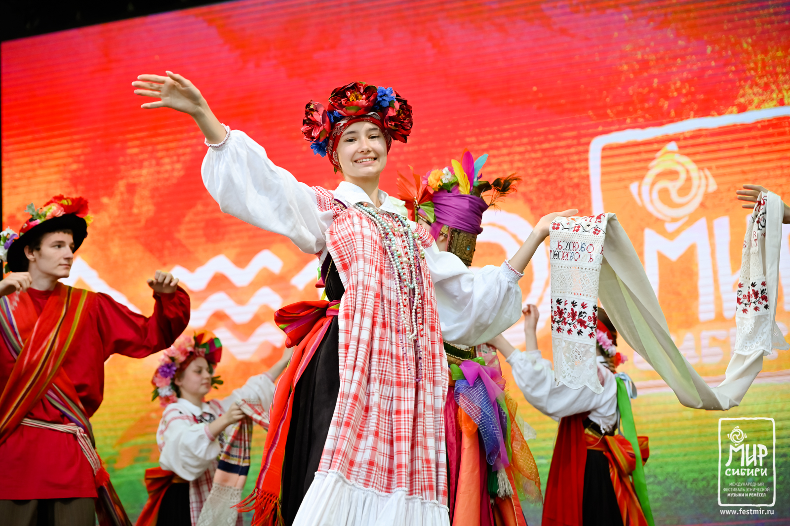 Программа выступлений номинантов этномузыкального конкурса