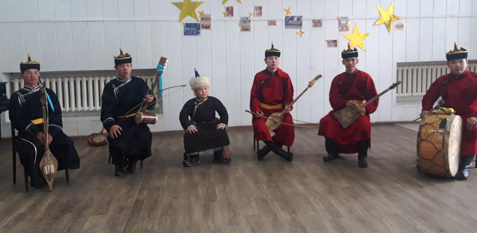 Детский фольклорный инструментальный ансамбль «Дембилдей»