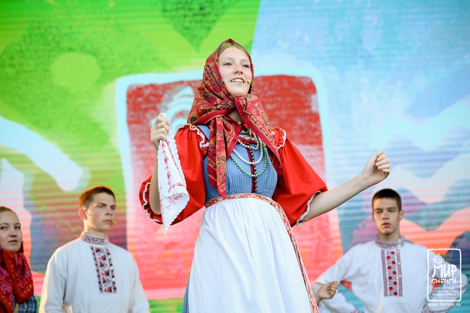 Алиса Смирнова