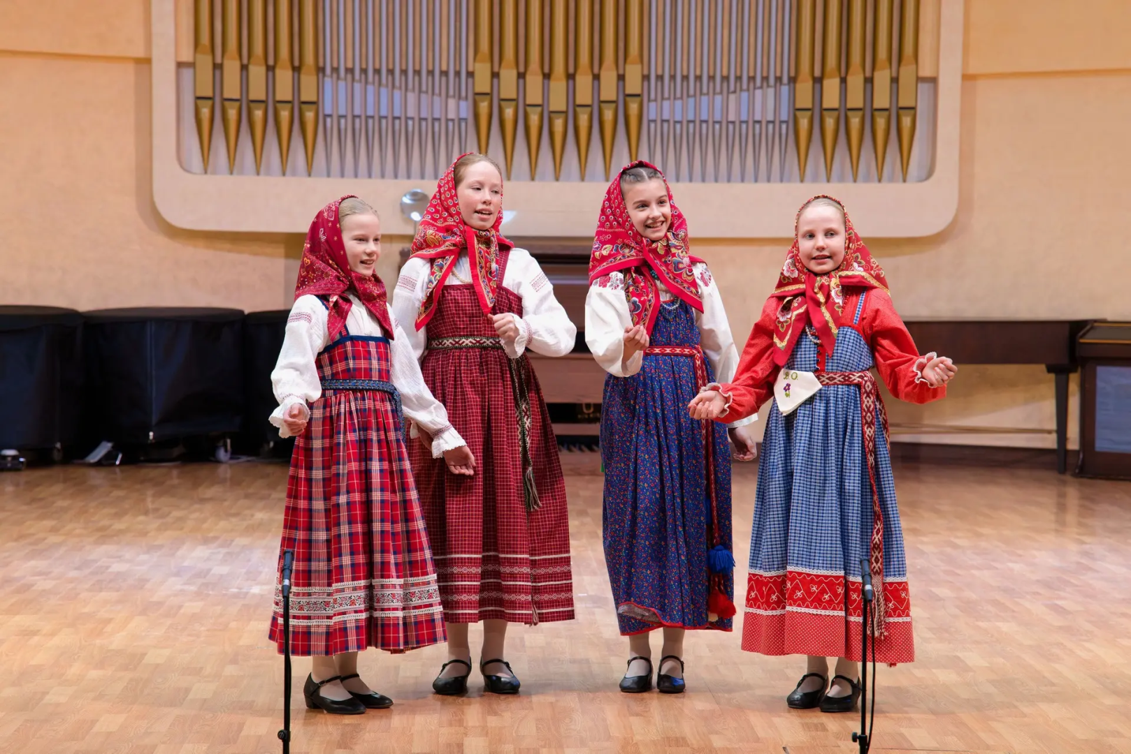 Quartet: Karina Kazeeva, Vera Malysheva, Yulia Petrova, Yana Petrova