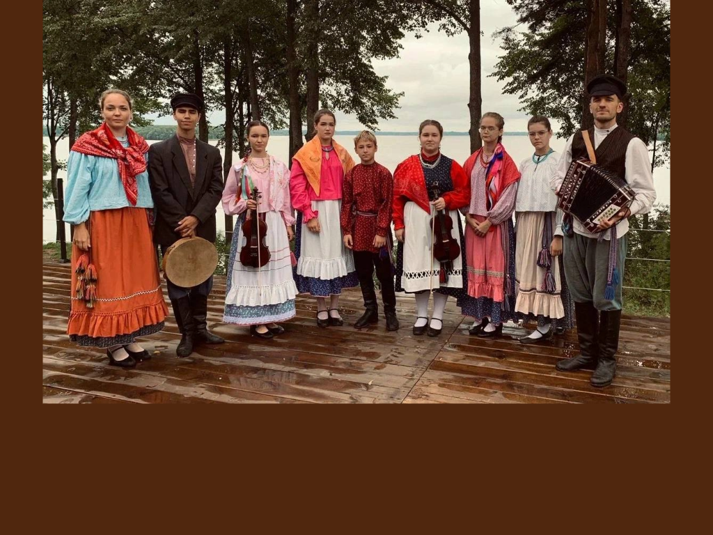 Образцовый фольклорно-этнографический ансамбль «Традиция» (старшая группа)