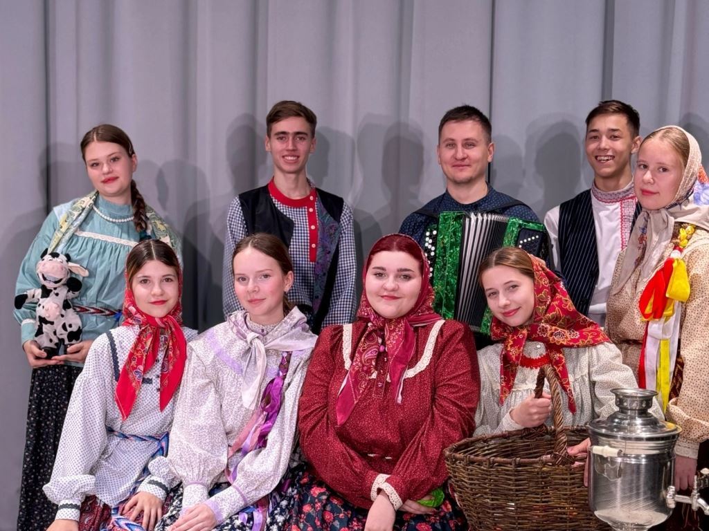 Образцовый фольклорный ансамбль «Купалинка»